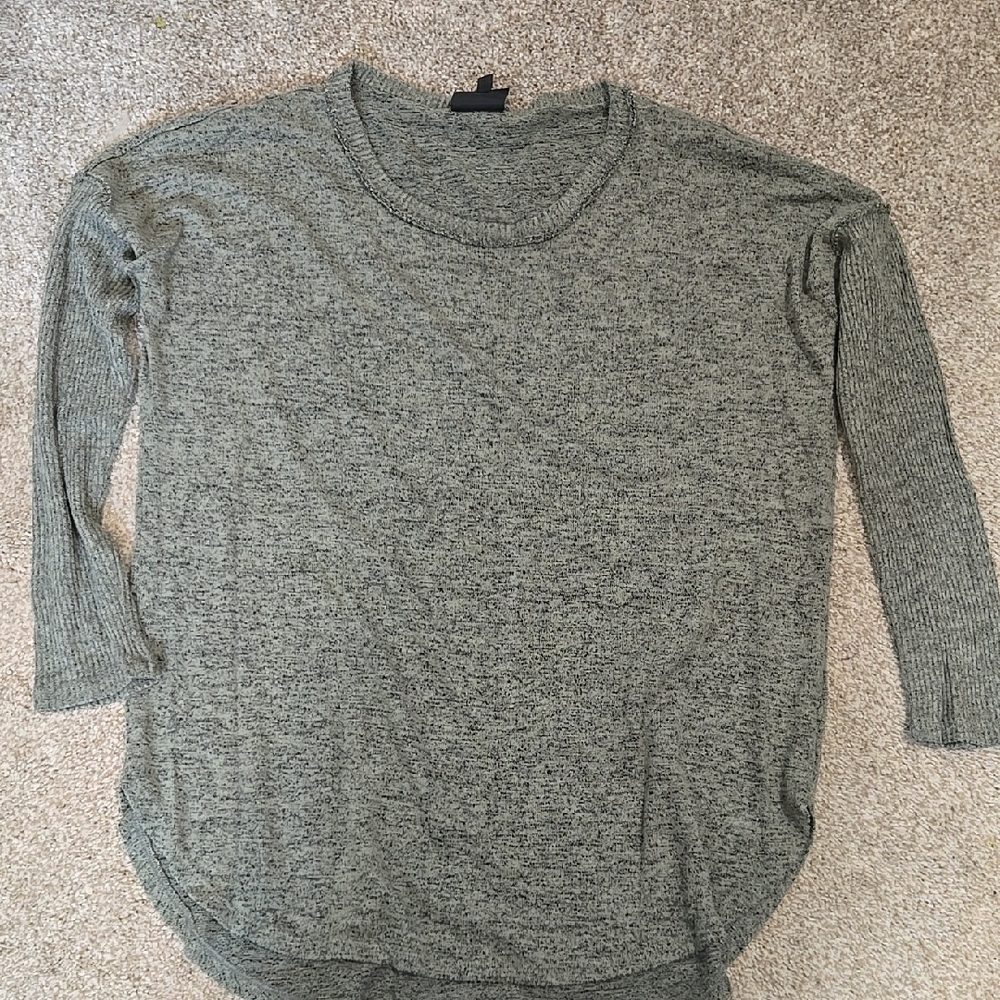 Gray Long Sleeve Knit Top